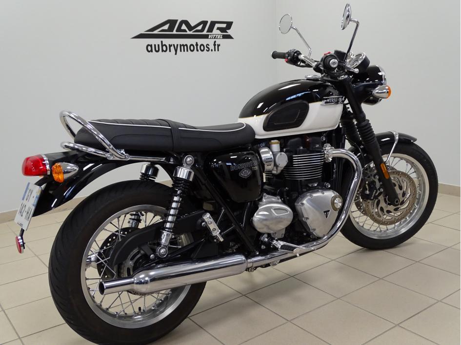 TRIUMPH BONNEVILLE T120 1200