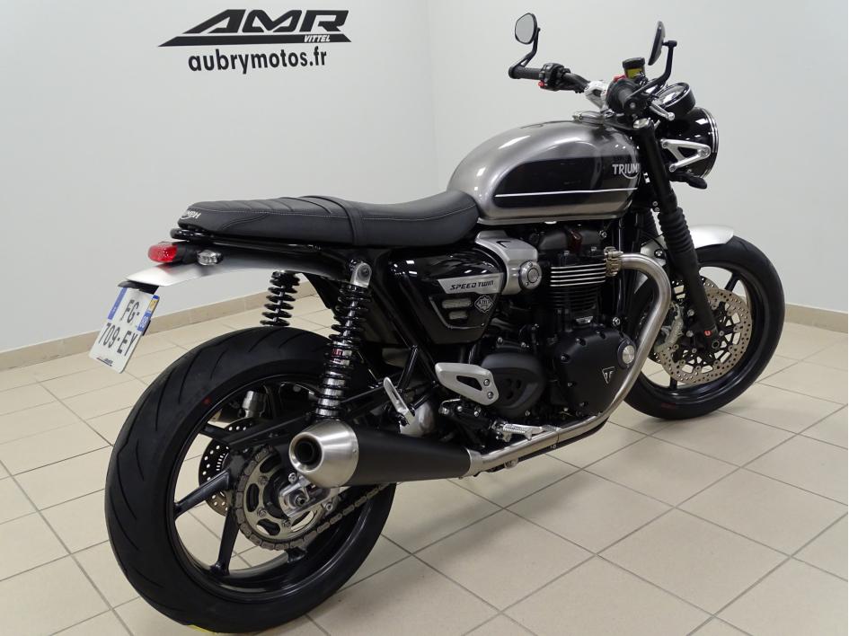 TRIUMPH SPEED TWIN 1200