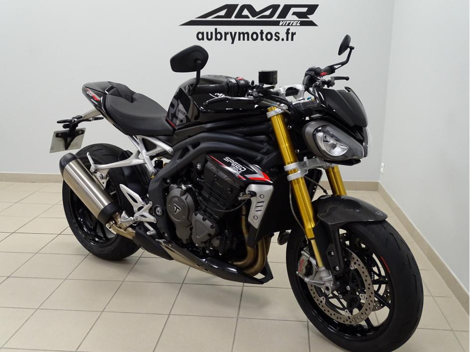 TRIUMPH SPEED TRIPLE 1200 RS