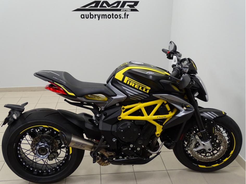 MV AGUSTA BRUTALE 800 RR PIRELLI