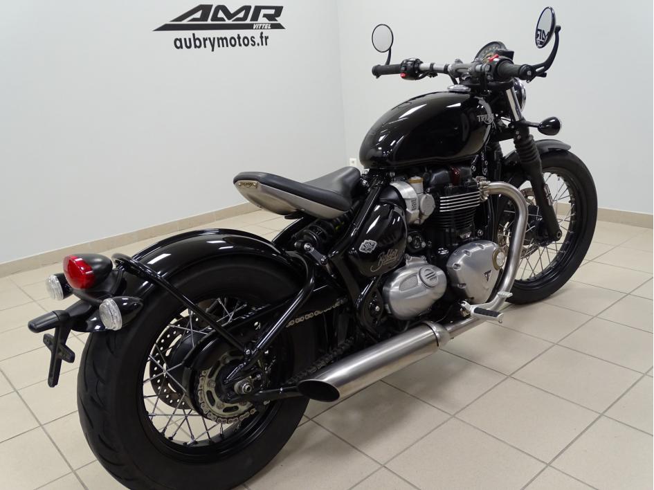 TRIUMPH Bonneville Bobber 1200